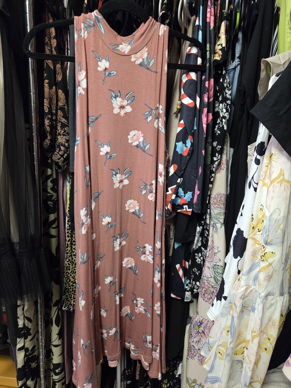 Justify Dusty Rose Floral Sleeveless Maxi Dress